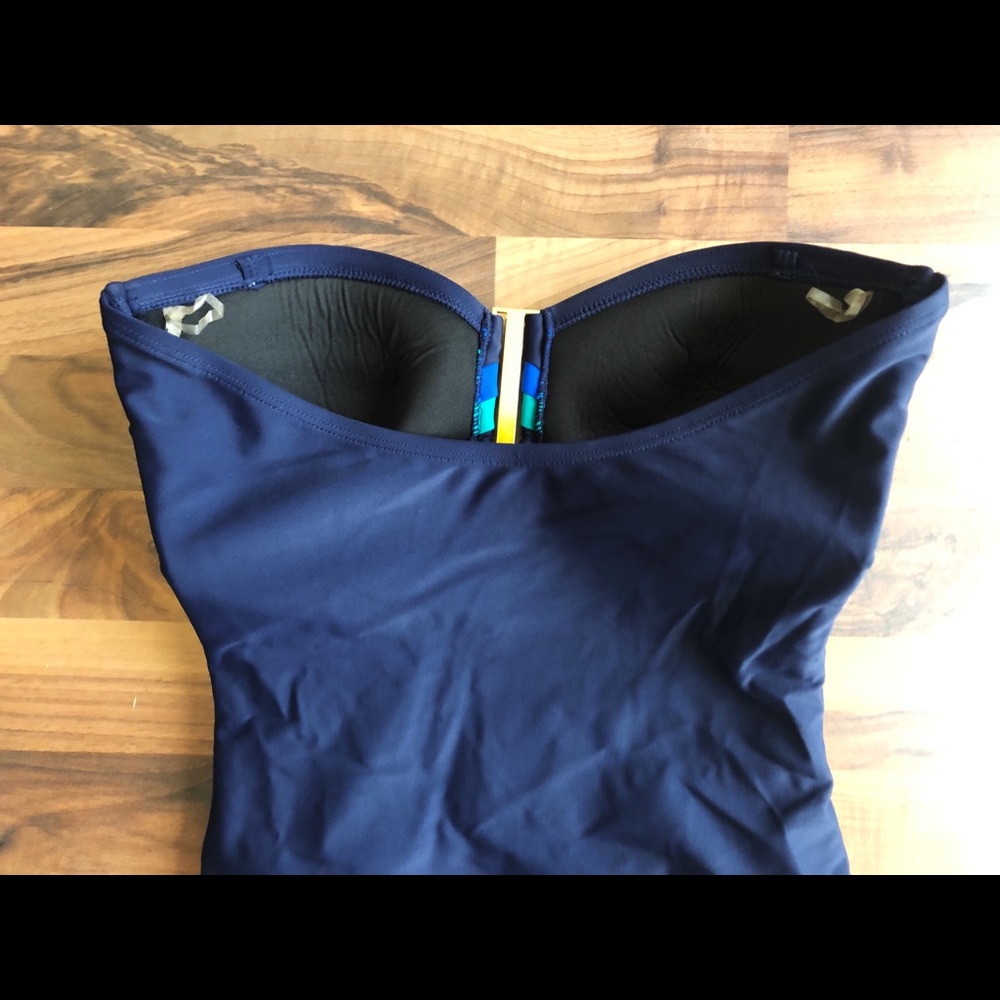 Retro Strapless Swimsuit Size 8 - Picture 6 of 6